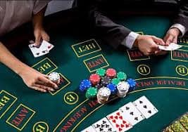 8ball-এ ক্রিকেট ও ফুটবল থিমড স্পোর্টস বিনোদন গেমস